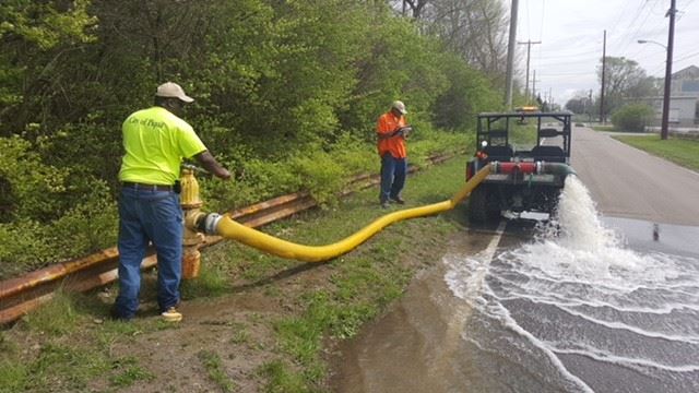 Photo - hydrant flushing